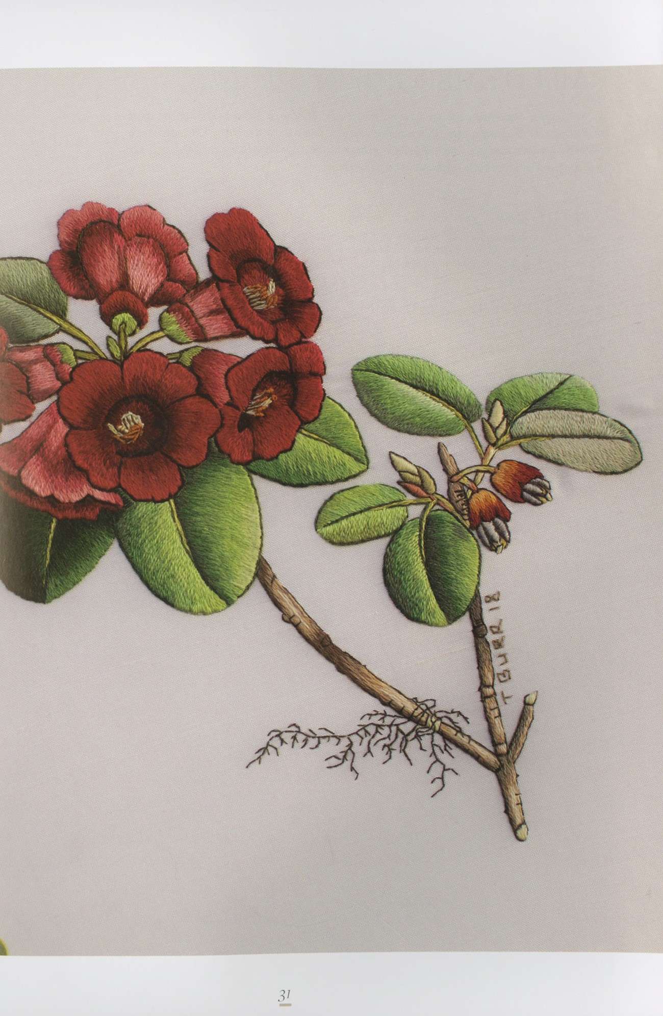 The Enchanting Kew Book of Embroidered Flowers