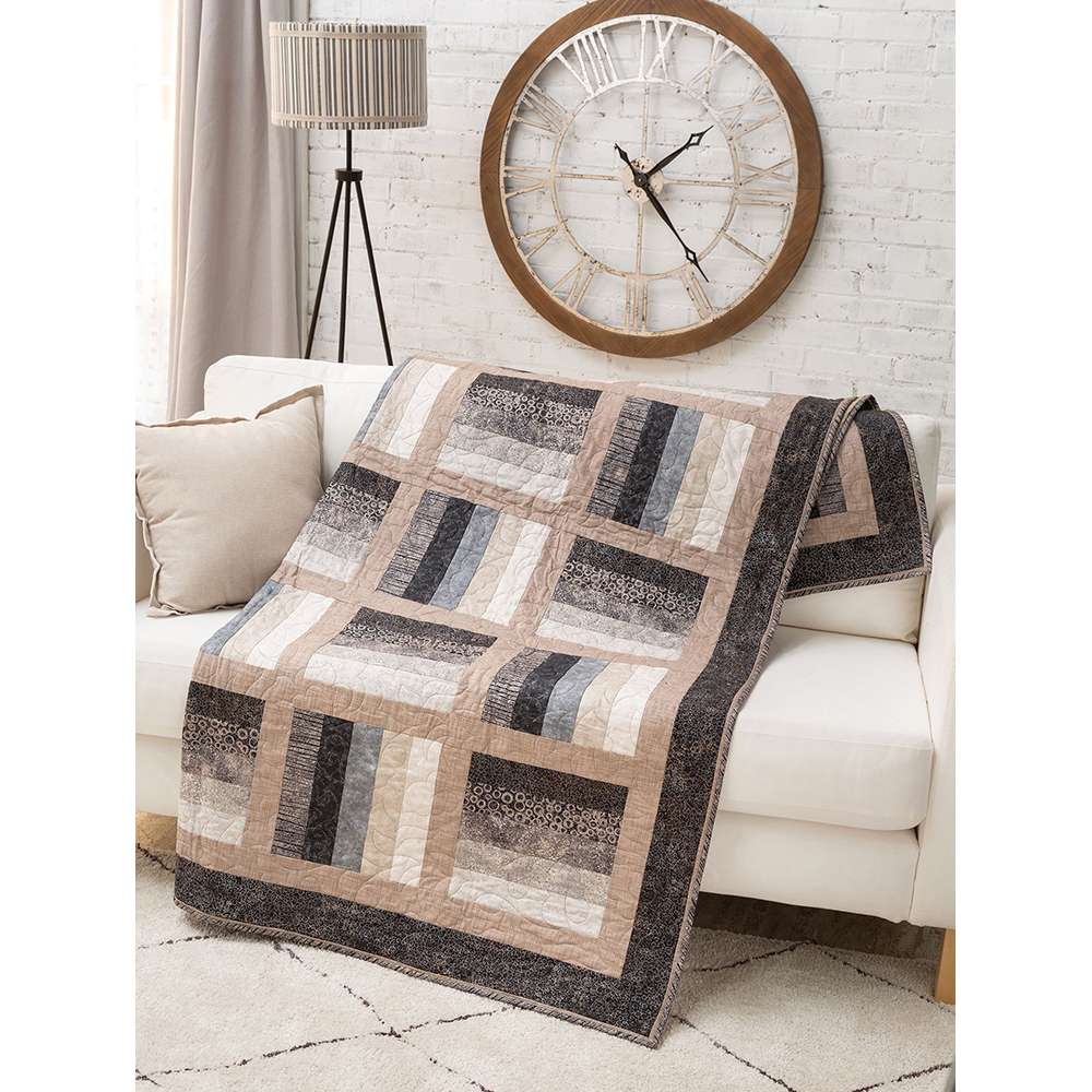 Annie's Time-Saving Quilts Book: Create with 2-1/2 Strips!