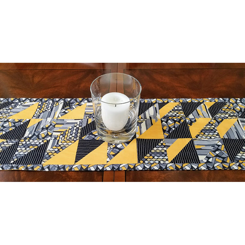 Carla Pineapple Pack Pattern - Triangular Table Runner: A Stunning Addition!