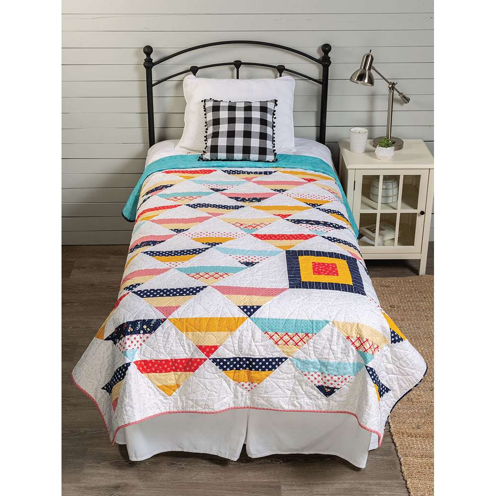 Annie's Time-Saving Quilts Book: Create with 2-1/2 Strips!