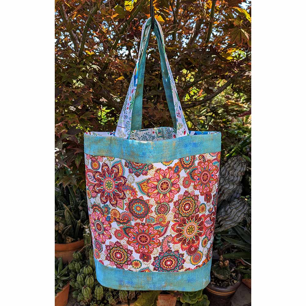 Diana Pineapple Pack Pattern All-Purpose Tote Bag - A Must-Have!
