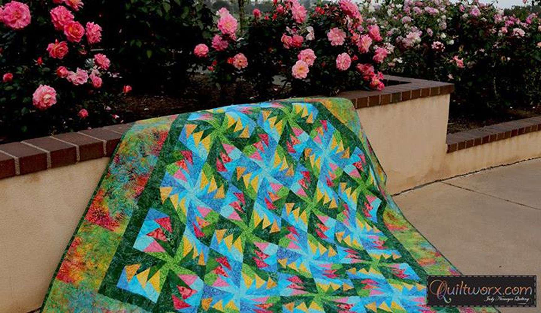 Enchanting Swirling Geese Foundation Paper Packs Pattern