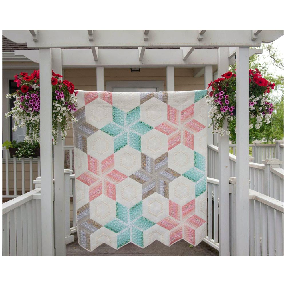 Enchanting Champagne & Pearls Quilt