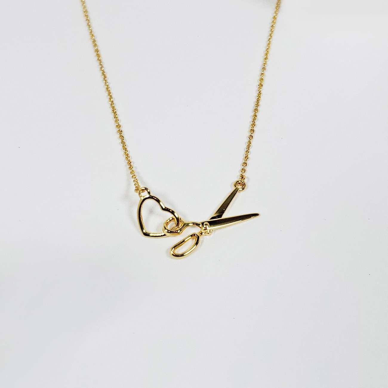 Gorgeous Gold Scissor & Heart Charm Necklace