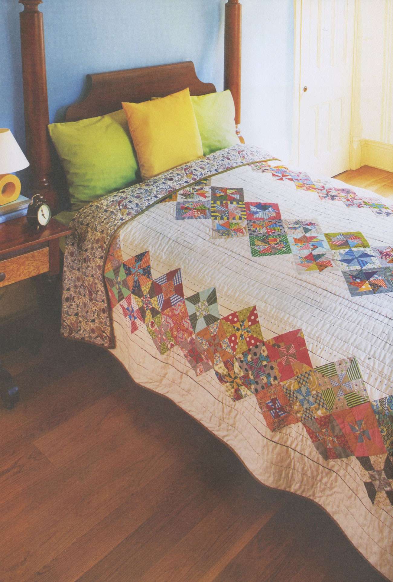 Charming Quilt Softcover Book